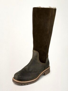 overland sheepskin hudson boots in olive